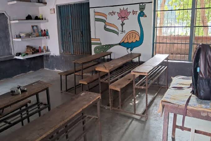 भारत पाकिस्तान के बीच टेंशन बढ़ी, लेह के सभी स्कूलों में दो दिन की छुट्टी के आदेश